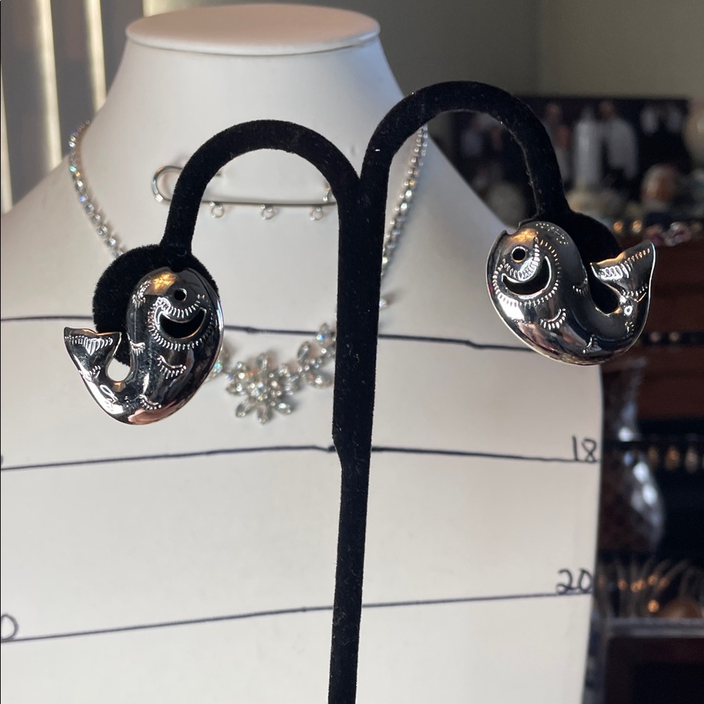 Trafari Silver Fish Design Earrings